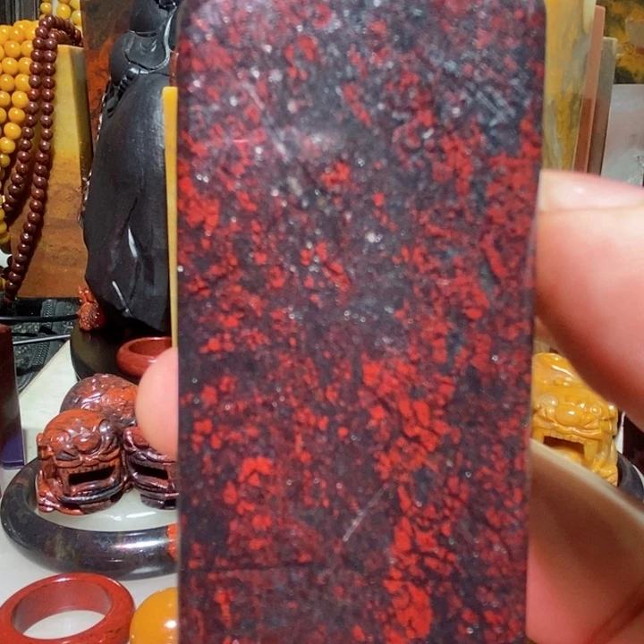 玉桂林鸡血红玉印