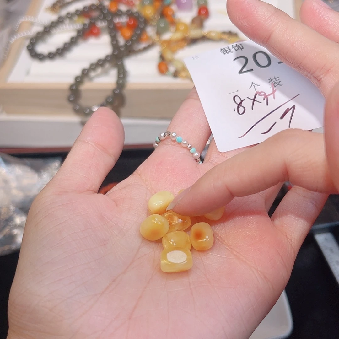 未镶嵌珠宝半成品水晶201 。