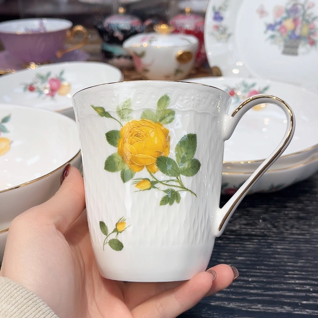 骨瓷//////////////////