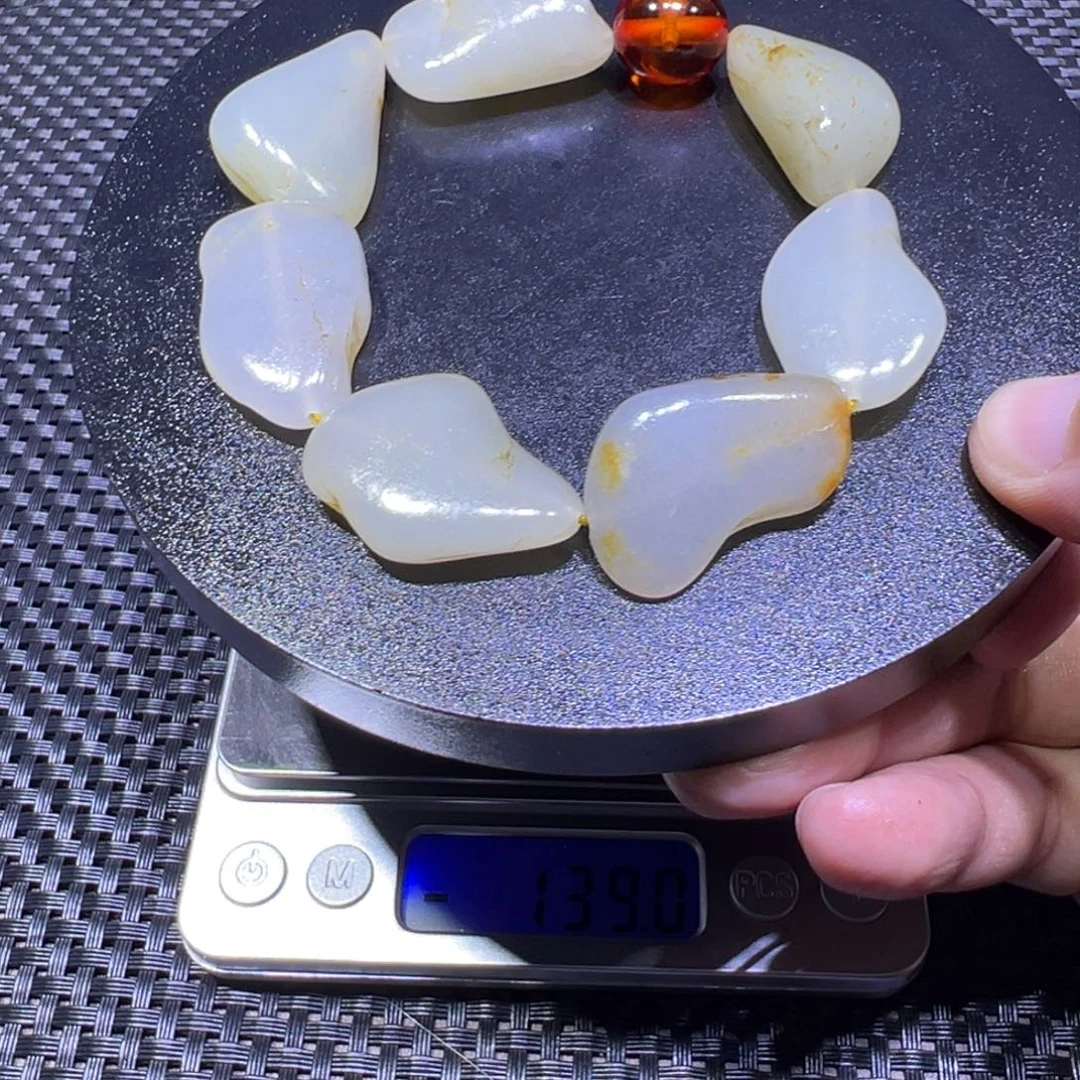 吊坠(不含链)未镶嵌和田玉（子料）55