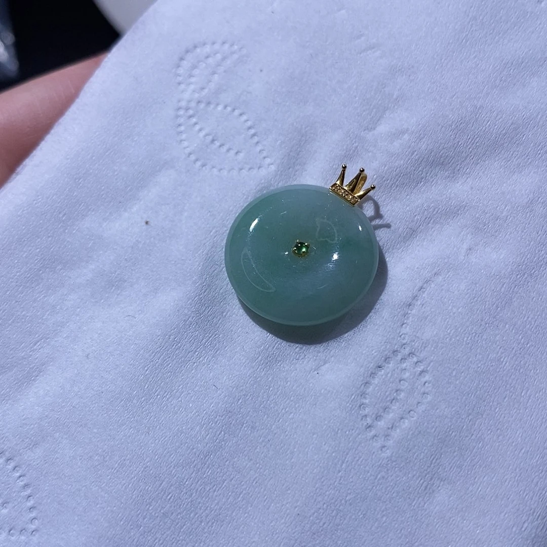 翡翠吊坠(不含链)足银镶嵌