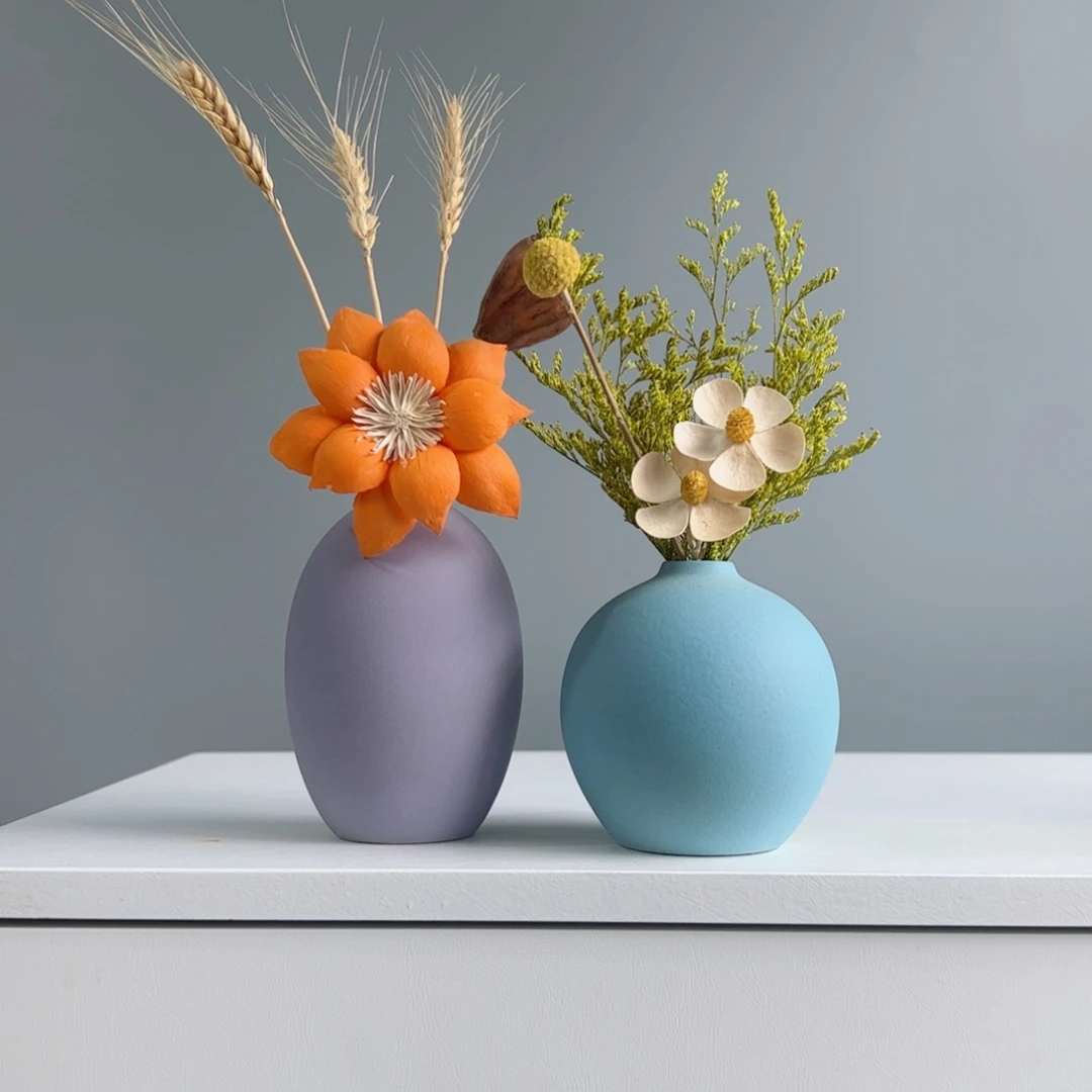 摆件陶瓷小花瓶含花总高约20-30cm
