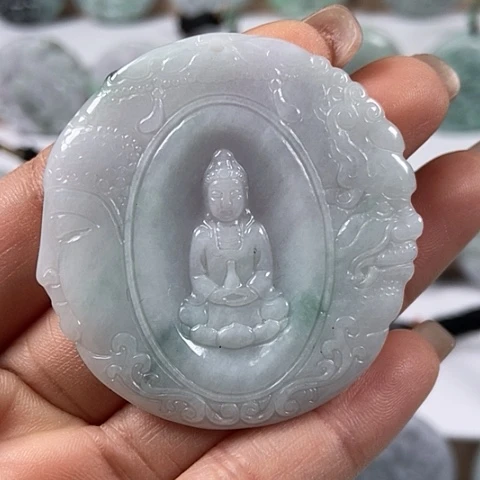 翡翠颈饰未镶嵌佛魔一念福利