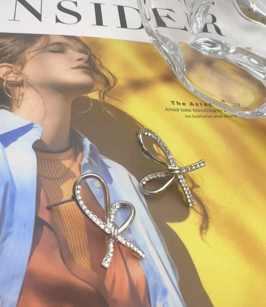 铜合金合成锆石耳饰 【安静】小众S925银耳钉高级简约耳饰蝴蝶耳环