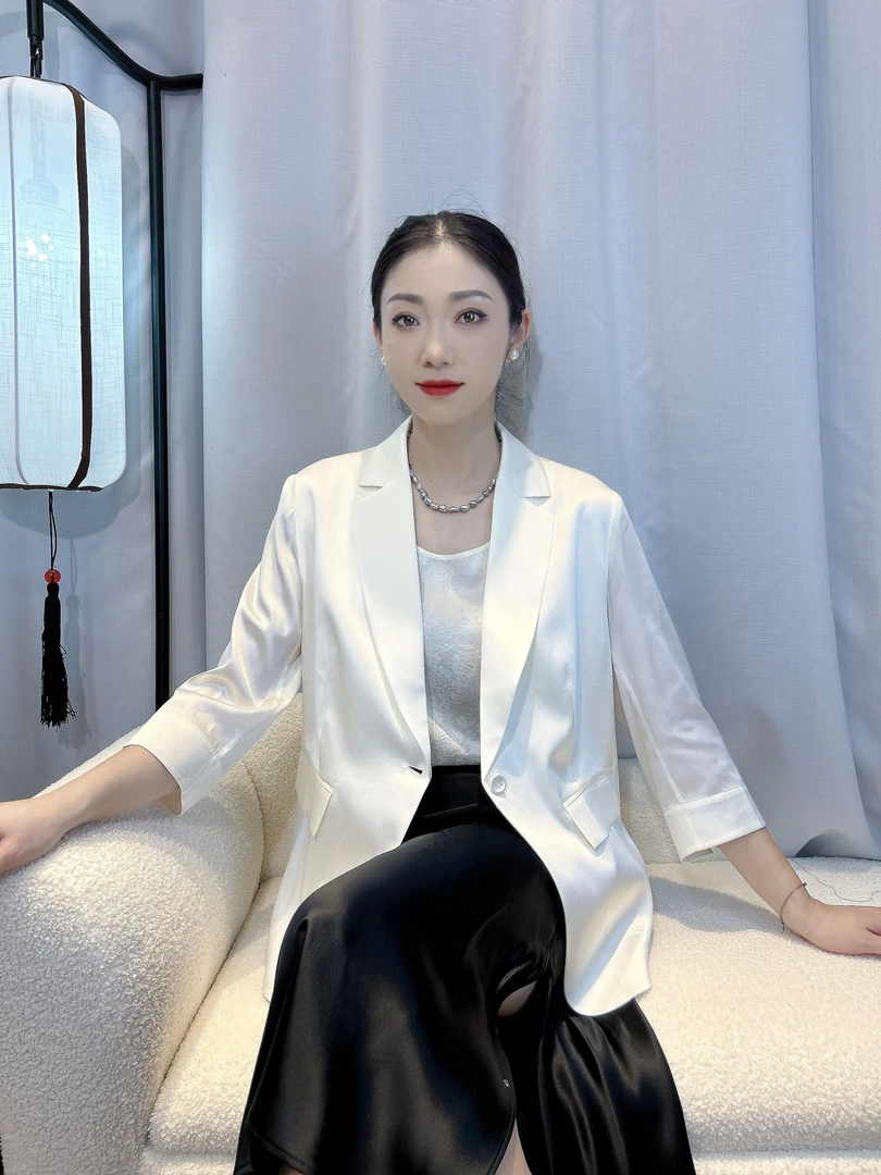 （已开价）桑蚕丝金通新中式常规款纯色翻领上衣