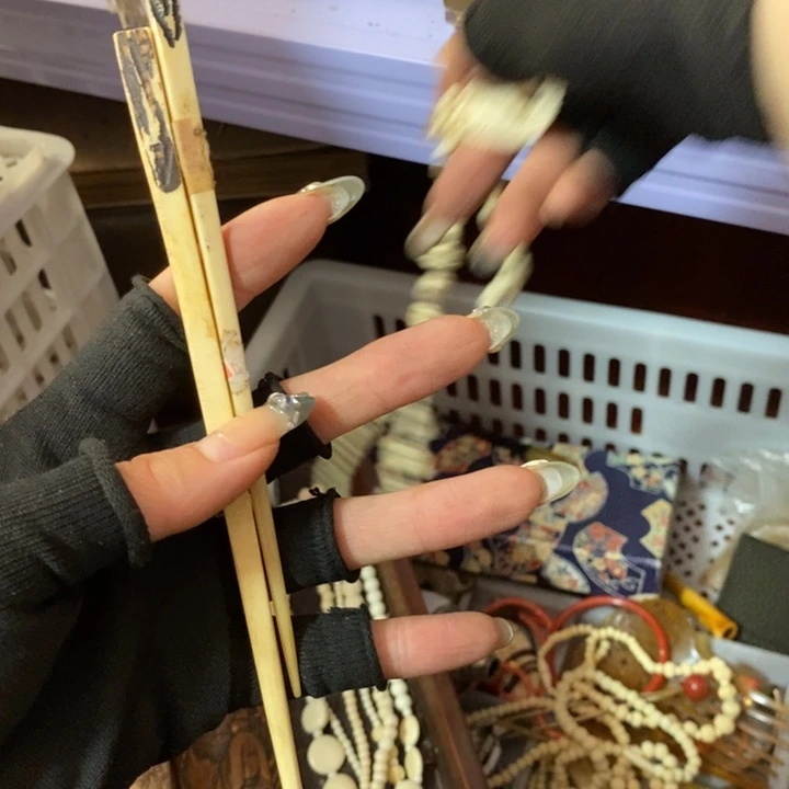 用**哥初遇见过节也不放假嘻嘻