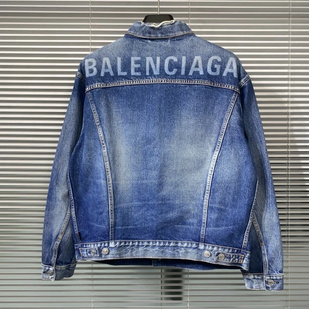 全新未使用 Balenciaga/巴黎世家 水洗牛仔外套 破坏 48码 k57