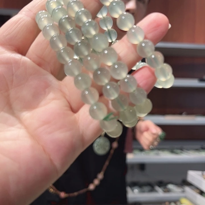 岫玉未镶嵌毛衣链