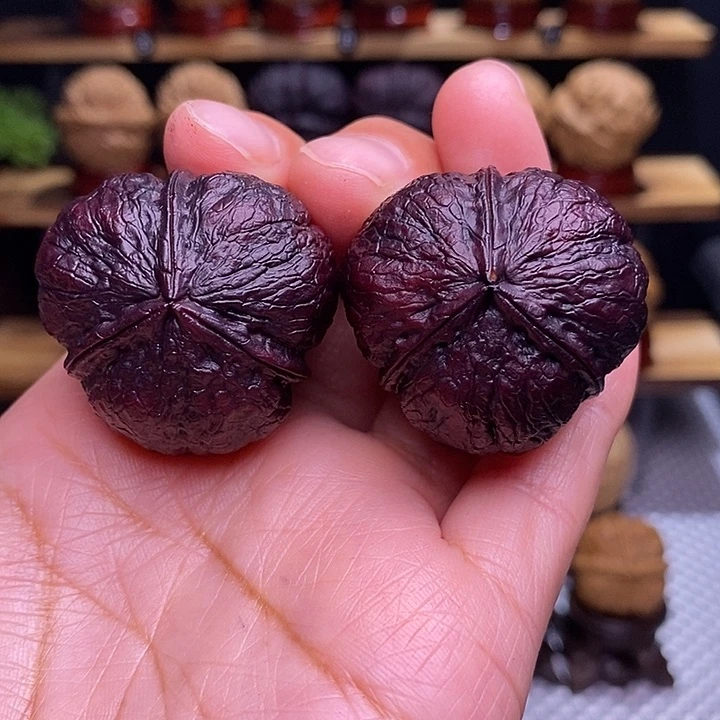 文玩核桃吊坠花**忧小八一磕尖90