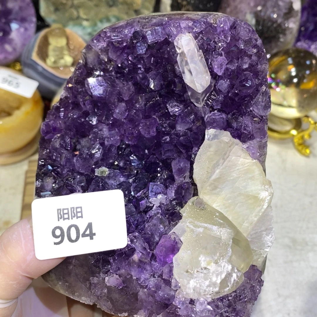 大型摆件（非配饰）紫晶未镶嵌方解石