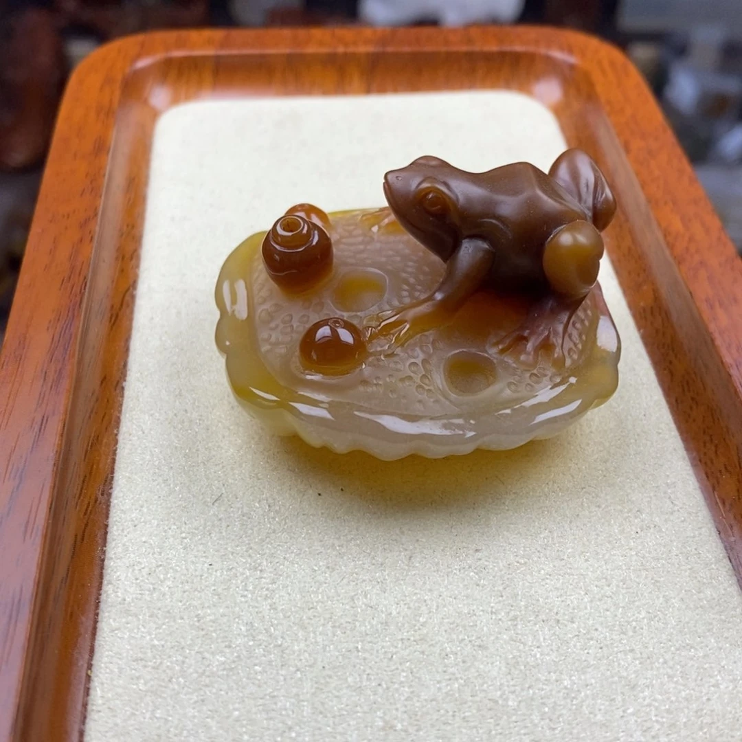 玛瑙/玉髓手把件未镶嵌