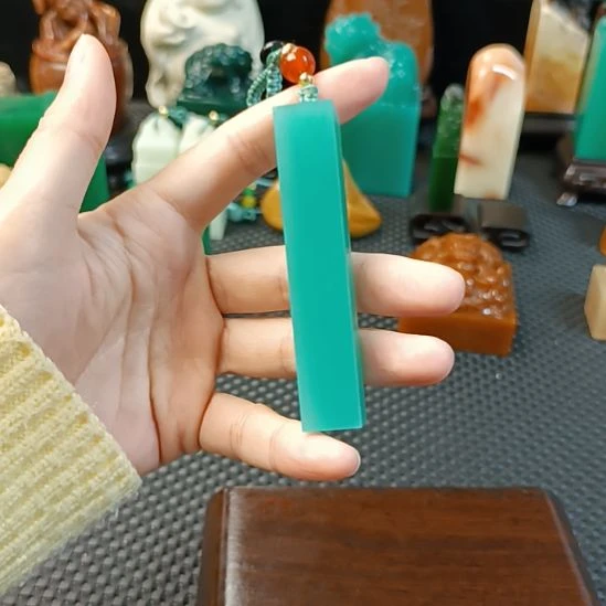 寿山石印石梅子青素章