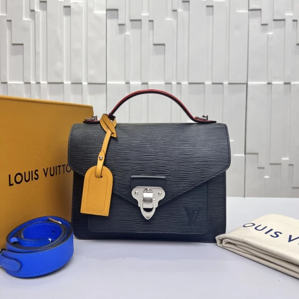 95新/路易威登/包包/市场价23000/250510FZ0040