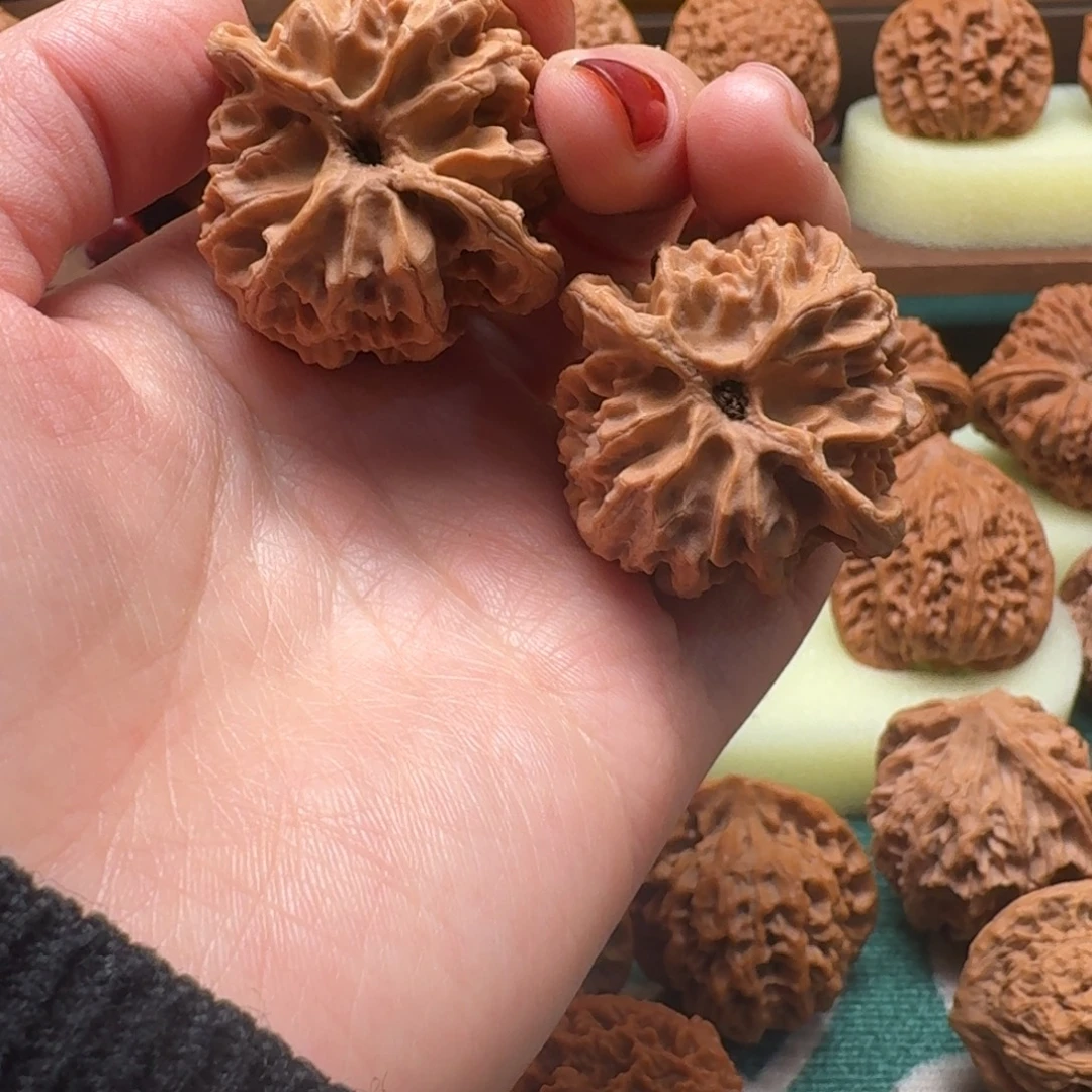 吊坠文玩核桃37苹果园磕尖