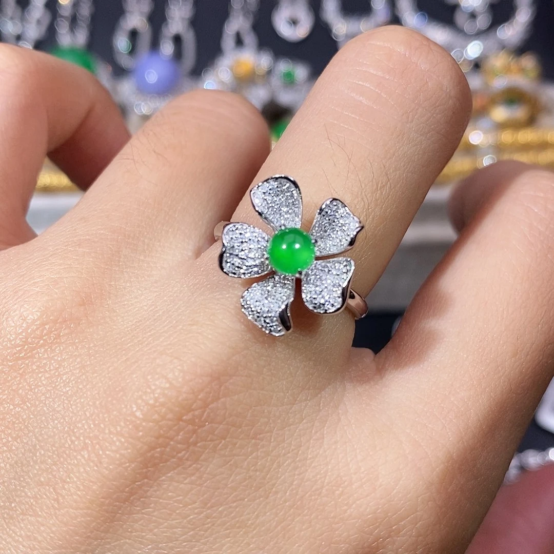 翡翠18K金镶嵌颈饰戒指