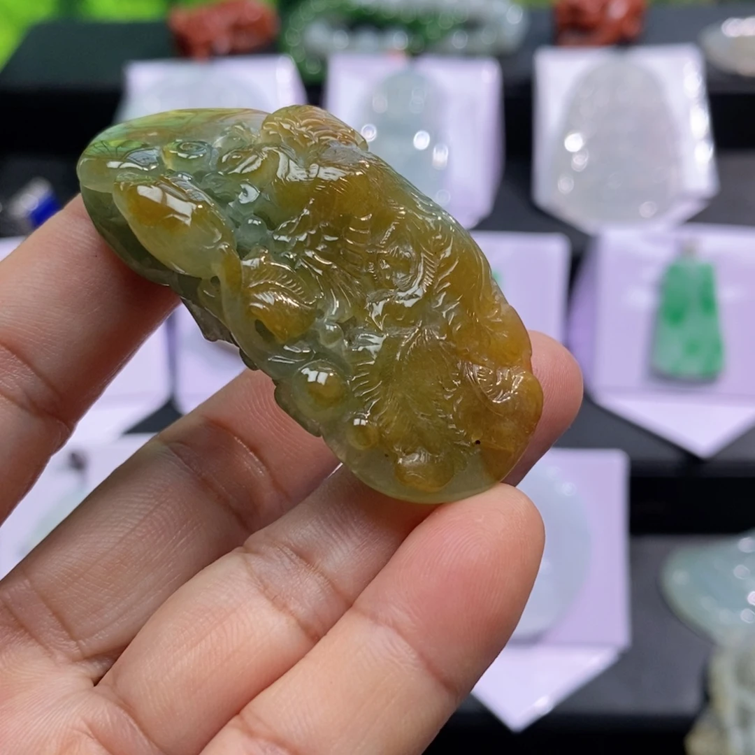 颈饰未镶嵌翡翠凤凰