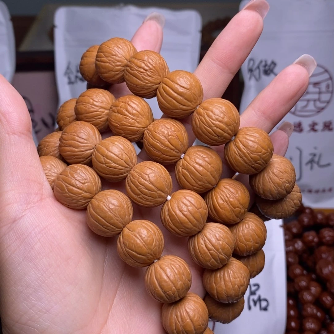 猴头核桃手串聚宝盆