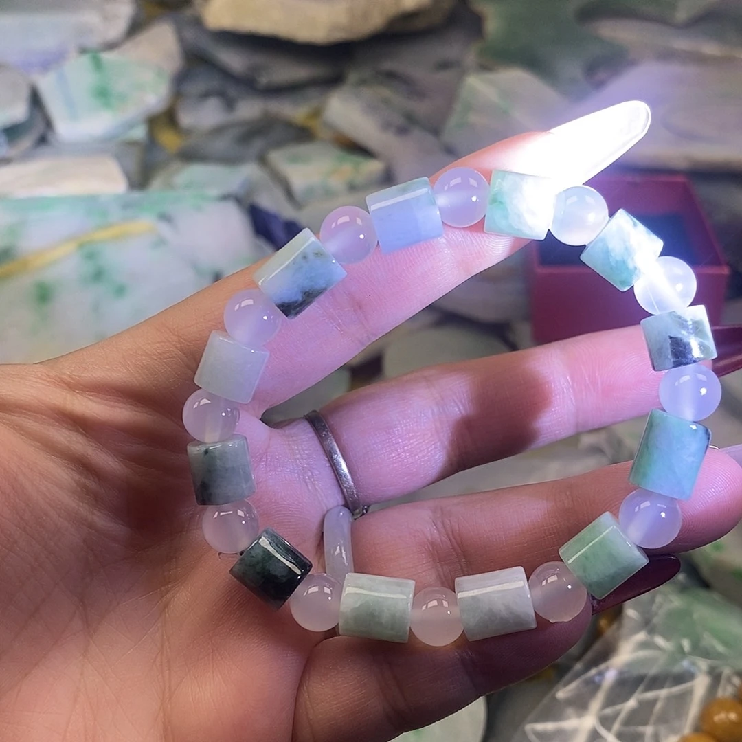 翡翠未镶嵌挂件天然翡翠