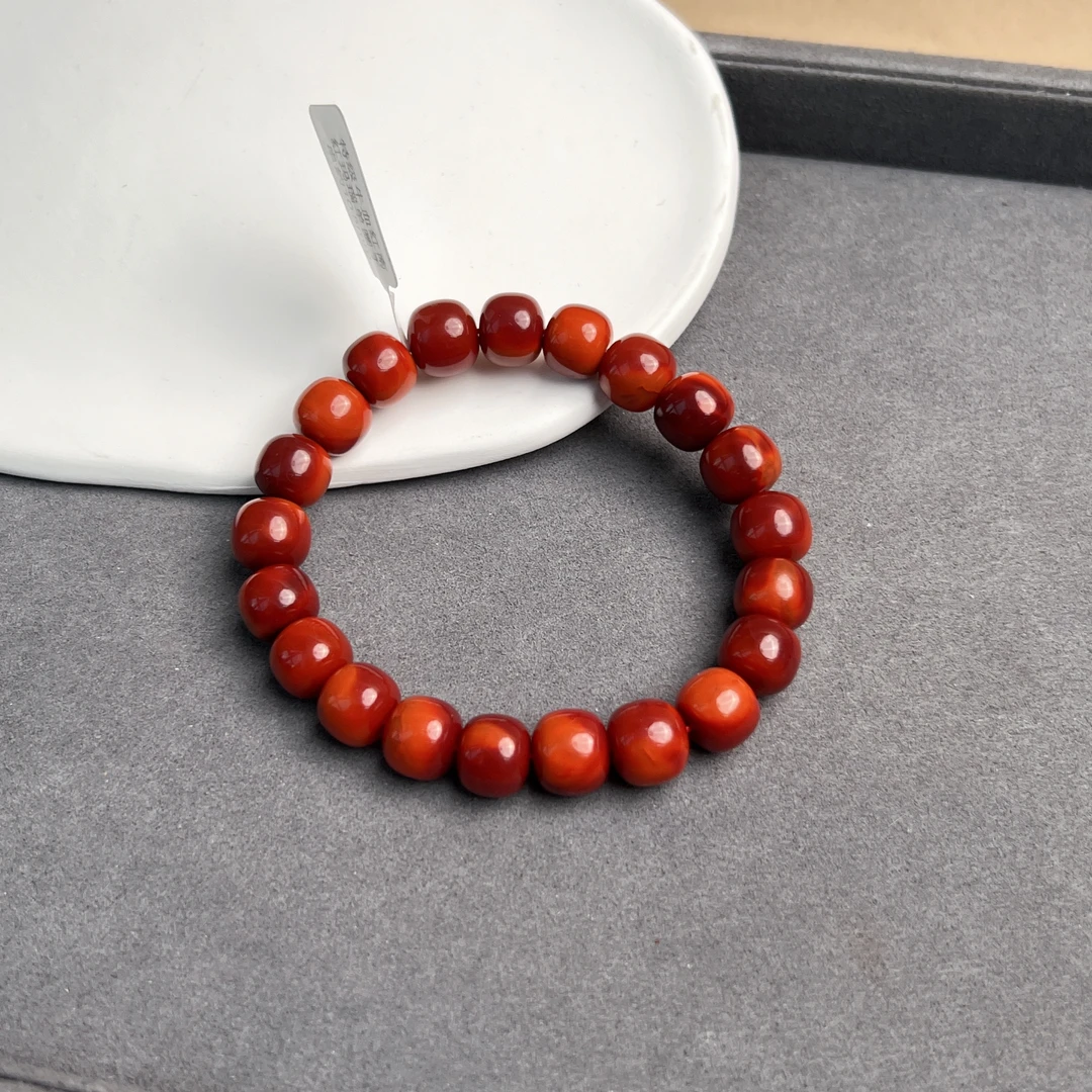 特级牛血红南红玛瑙单圈手串约10.5mm