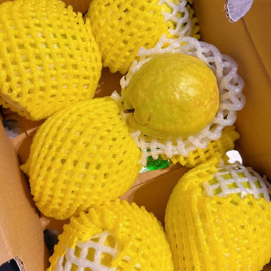 奶油芭乐19.9一件6个左右 （个别需要困一下）3斤左右