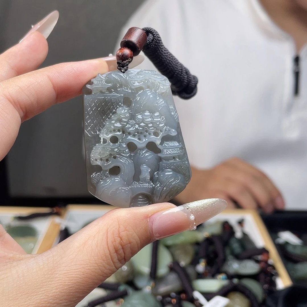 和田玉未镶嵌颈饰