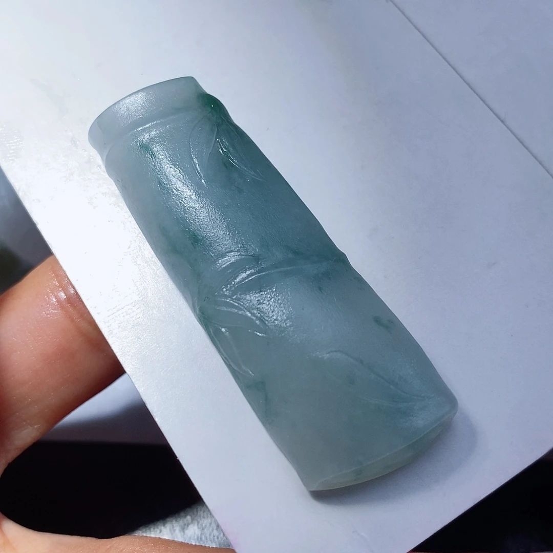 未镶嵌定制翡翠翡翠