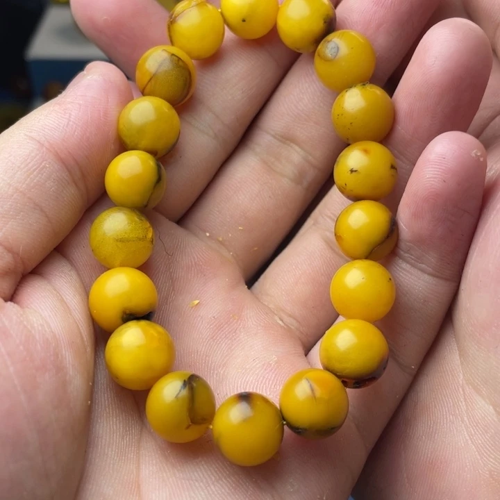 未镶嵌琥珀珠宝奇石