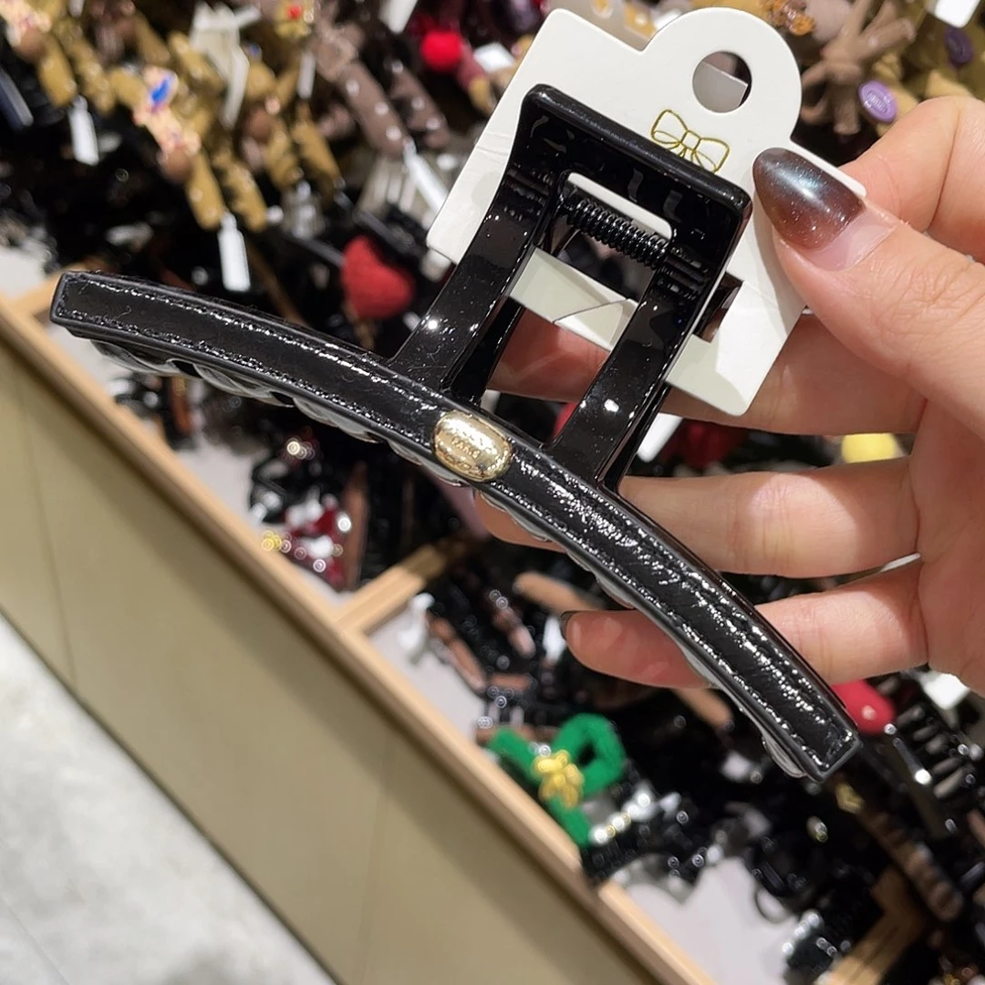 非金属黑色皮13抓