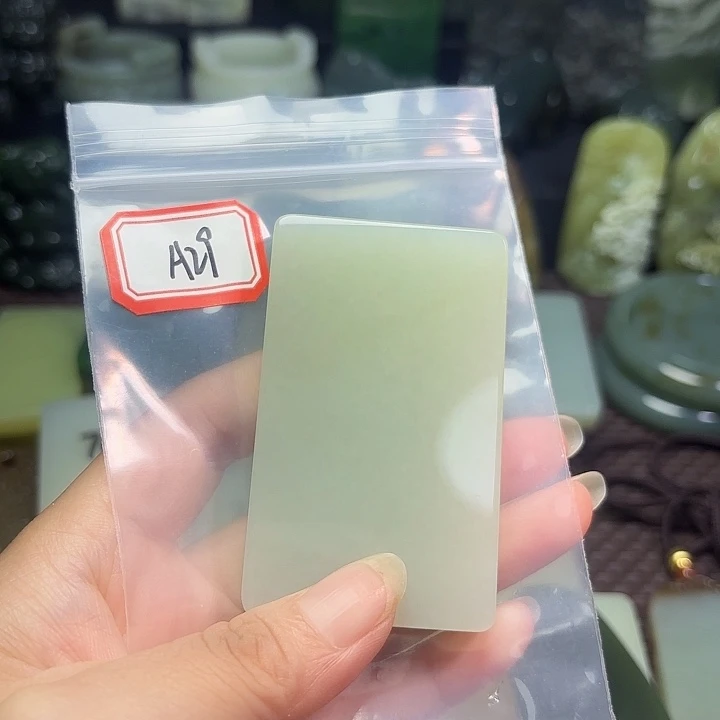 茗***茶和田玉未镶嵌珠宝半成品