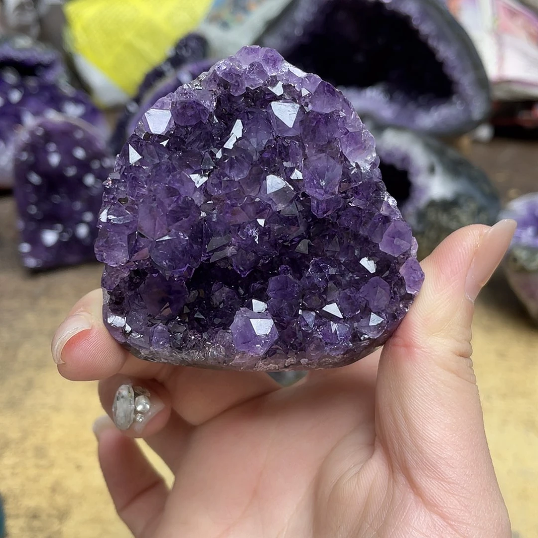 紫晶大型摆件（非配饰）未镶嵌