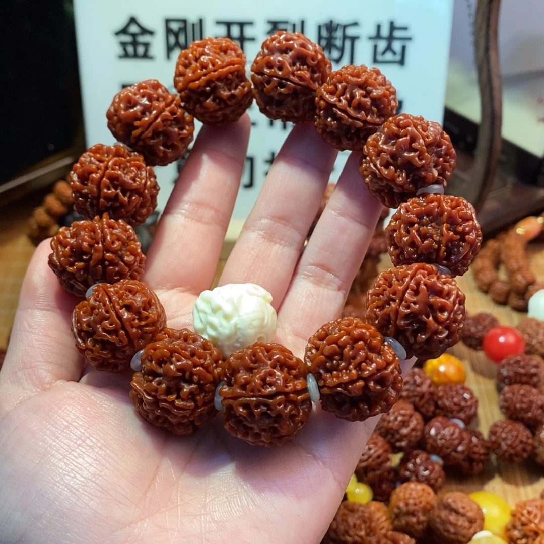 金刚菩提吊坠黑***っ23+6瓣素加白珠