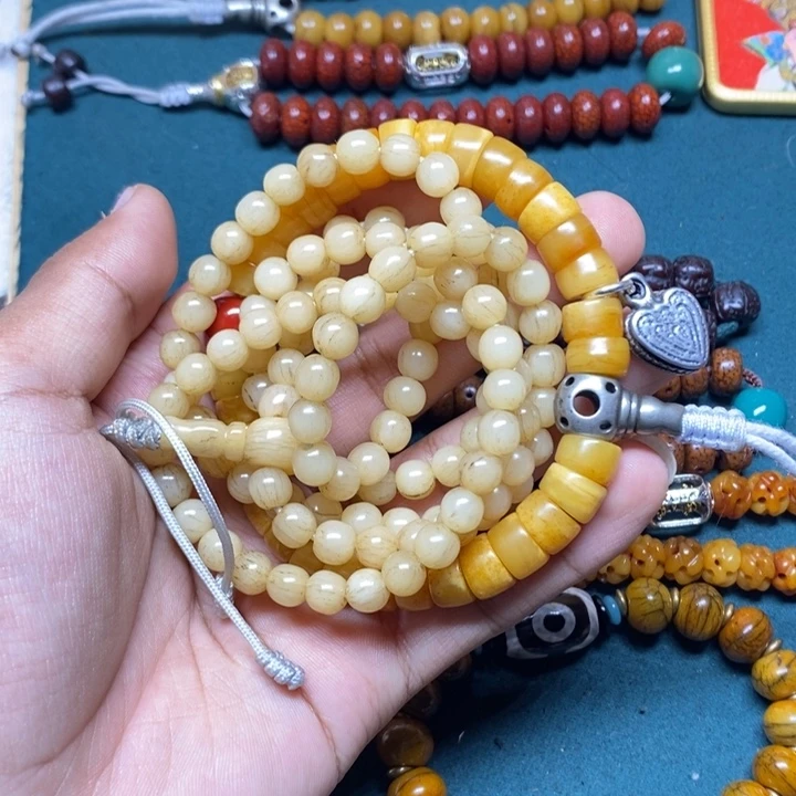 柏香籽/百香籽手串诗*