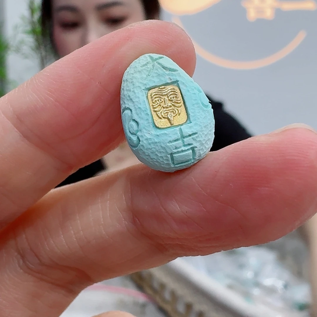 绿松石未镶嵌珠宝奇石