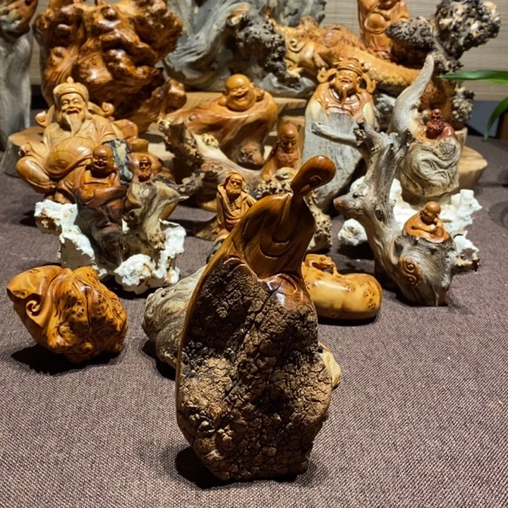 柏木（崖柏）鱼鳞骨无相