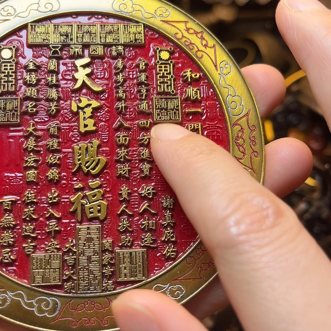 精美铜器工艺品等