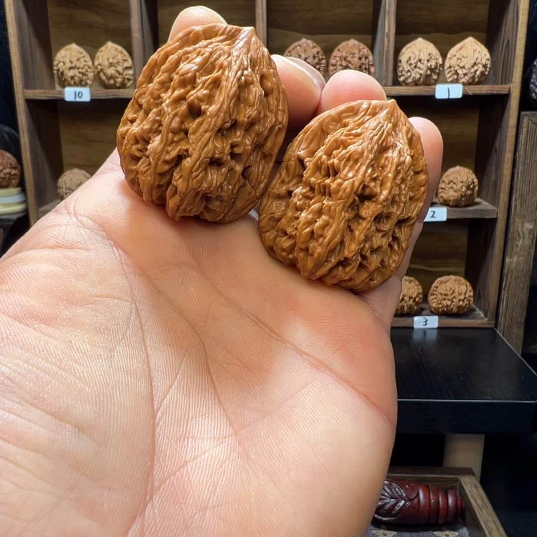 文玩核桃把件葫芦虎