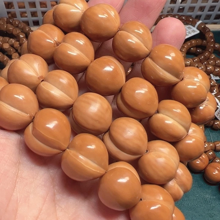 瑕疵17左右皮桃手串单圈