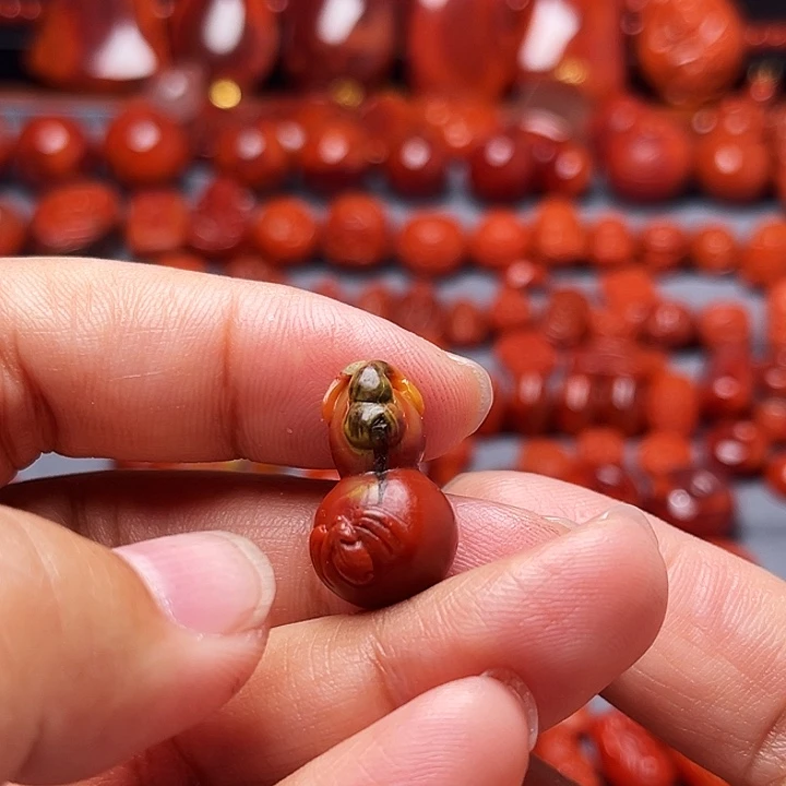南红玛瑙未镶嵌配饰包浆精工葫芦