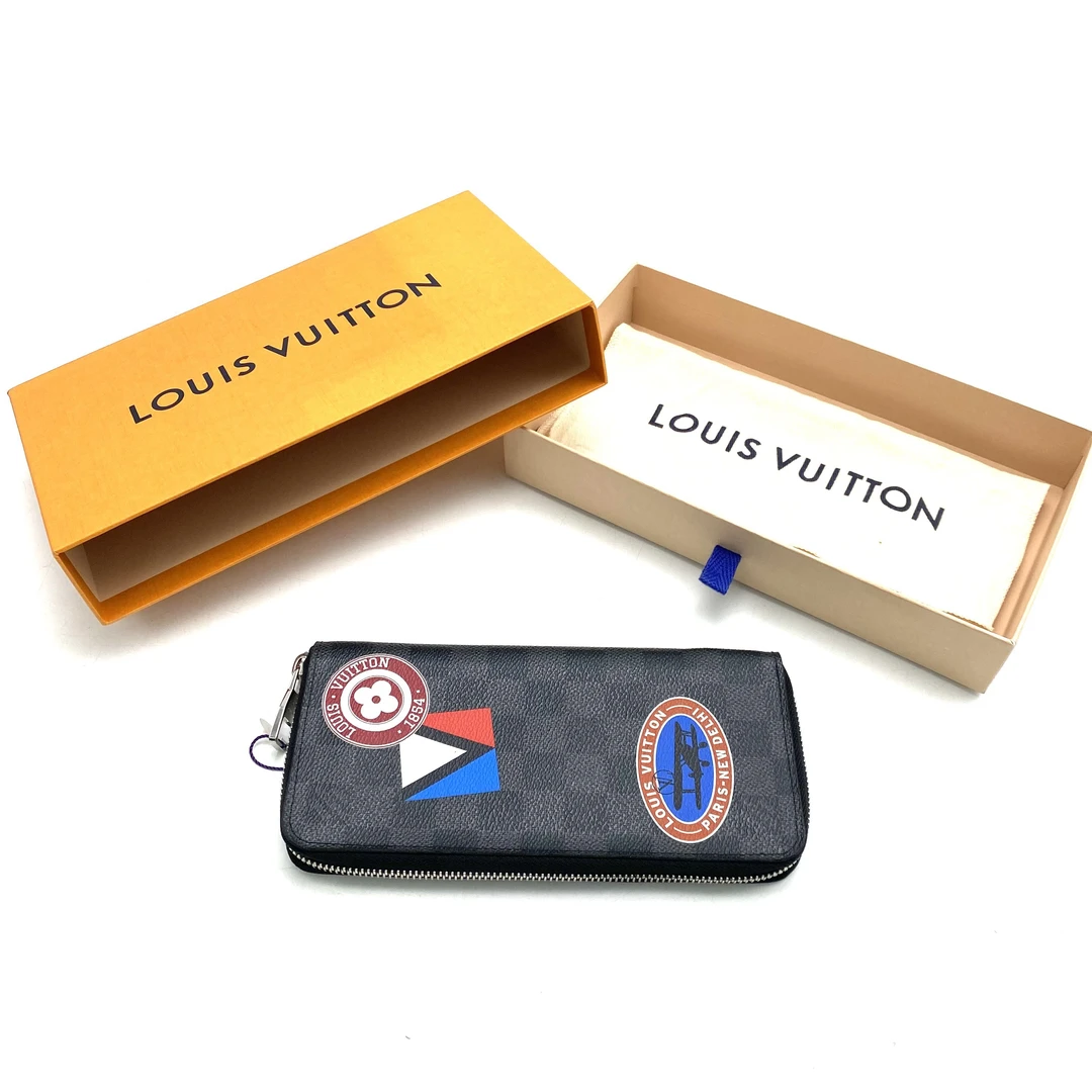 99新 LouisVuitton/路易威登 限量徽章黑棋盘格拉链钱包尺寸20/10