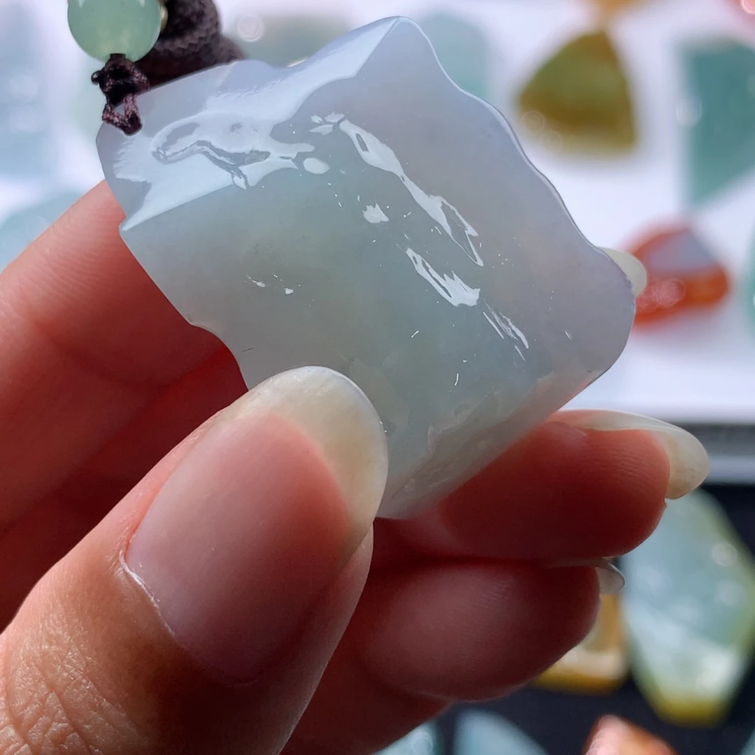 颈饰未镶嵌翡翠翡翠