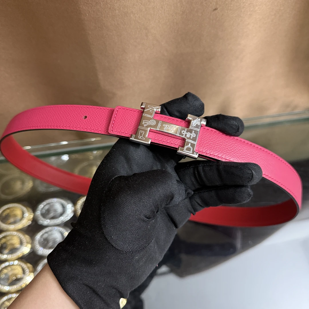 新款女士高档皮带休闲工字扣H扣牛皮腰带潮流时尚休闲百搭韩装饰
