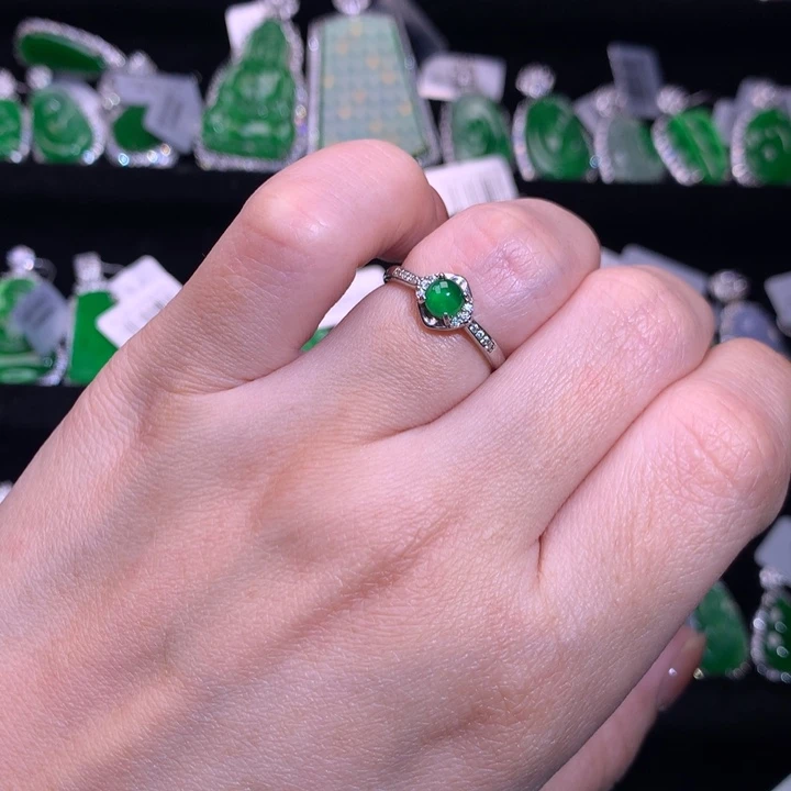 【闪购商品】银S925镶嵌戒指翡翠