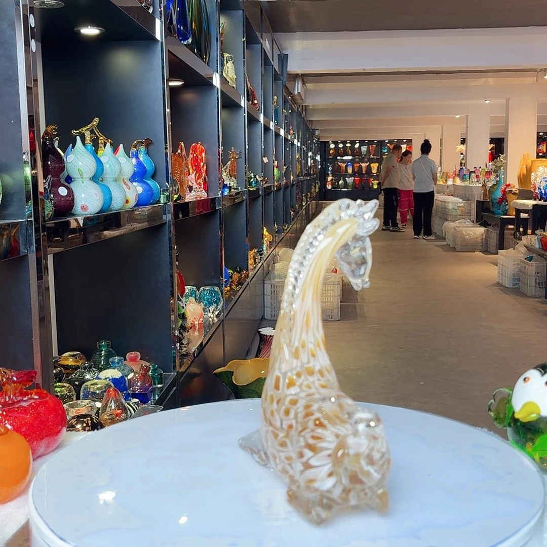 琉璃手工艺品琉璃岛是个大的
