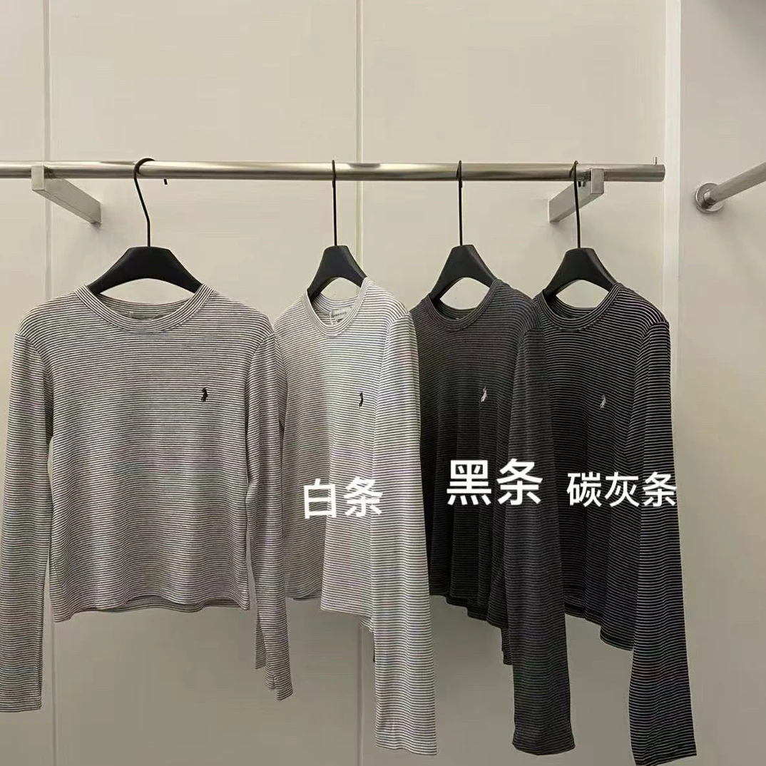 打底+卫衣，百搭舒适款