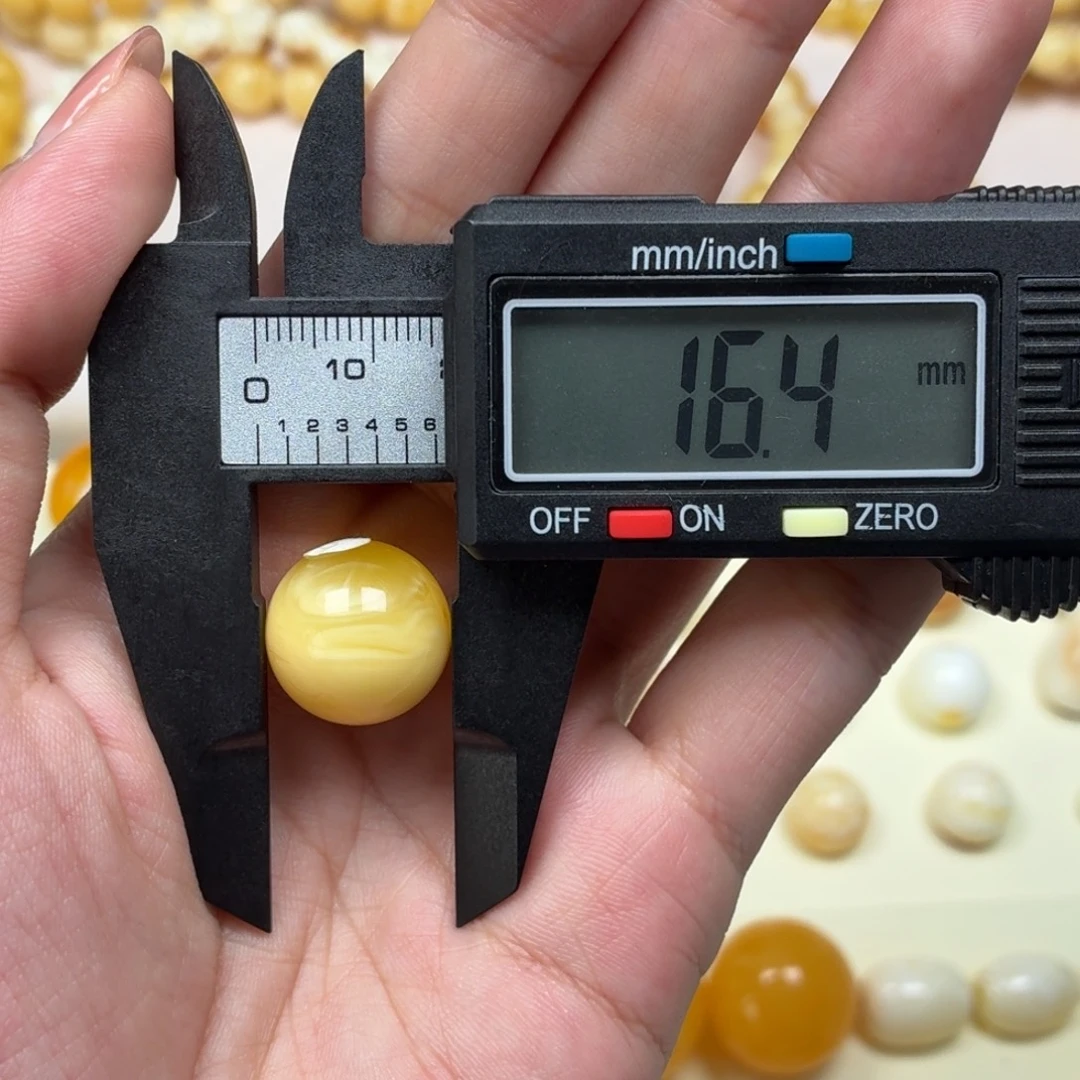 琥珀未镶嵌颈饰焦皮浓橘底拉丝溶洞单珠