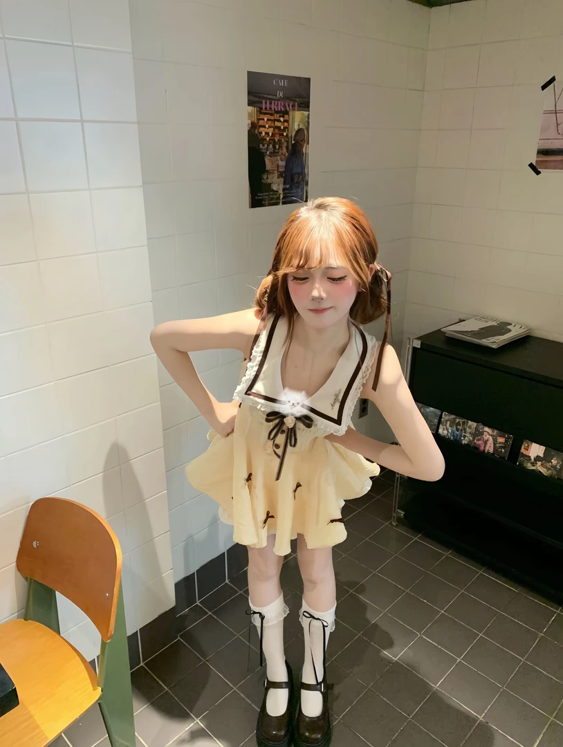 慕斯学院 夏季新款纯欲甜美风气质温婉大方设计感显瘦掐腰连衣裙