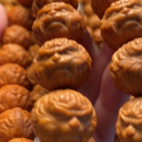 猴头核桃手串范*范舞台