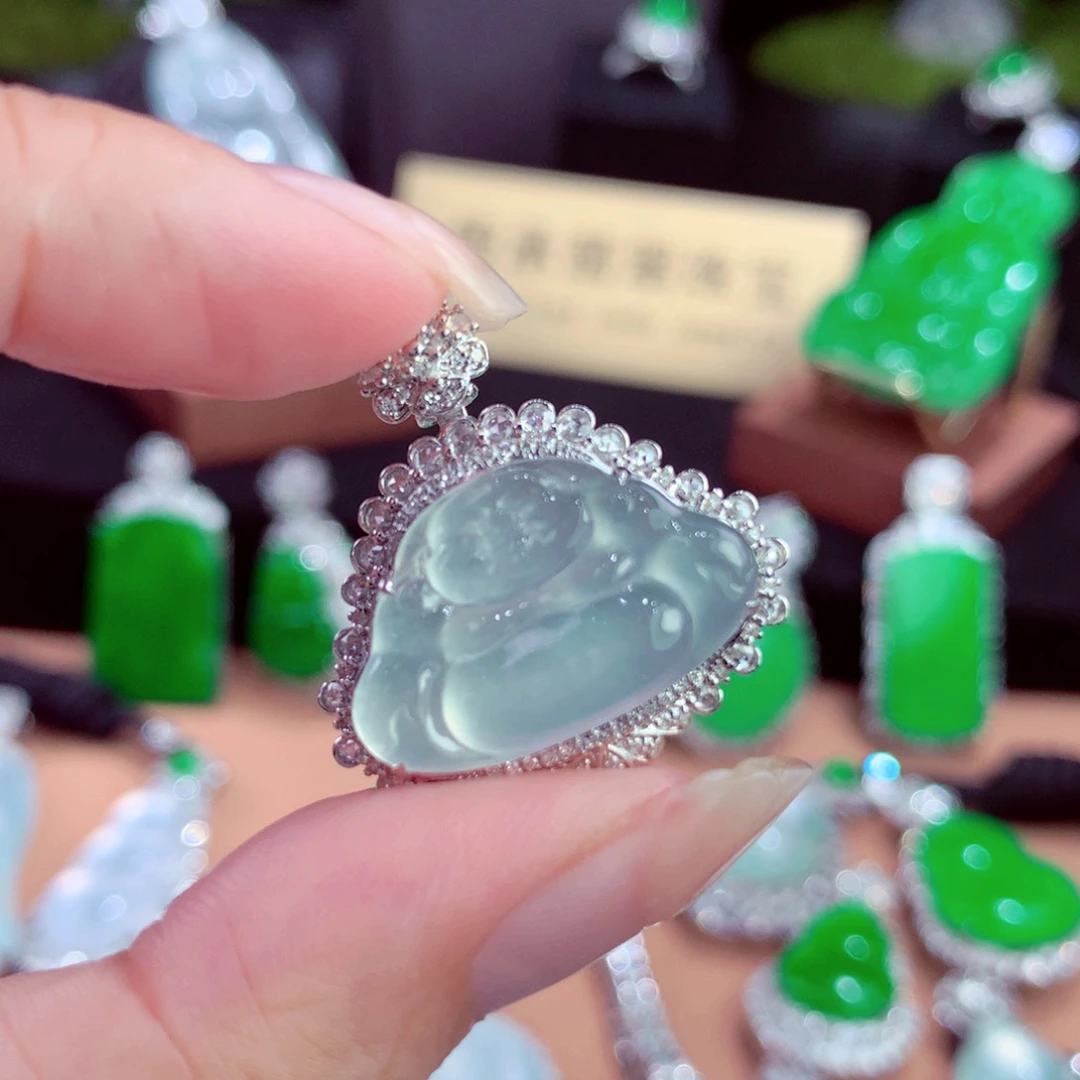 翡翠18K金镶嵌手链