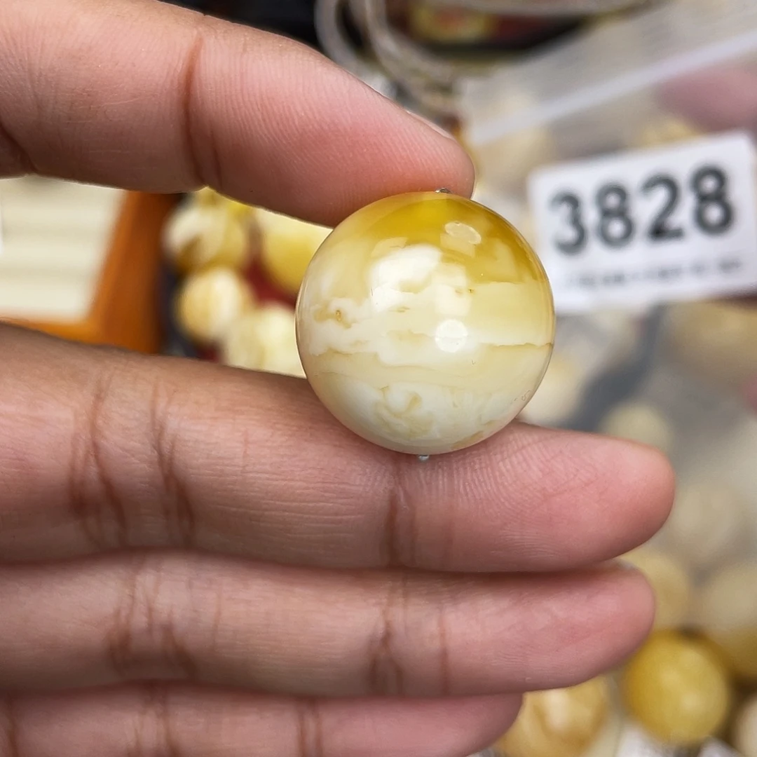 蜜蜡未镶嵌珠宝奇石粉22.5