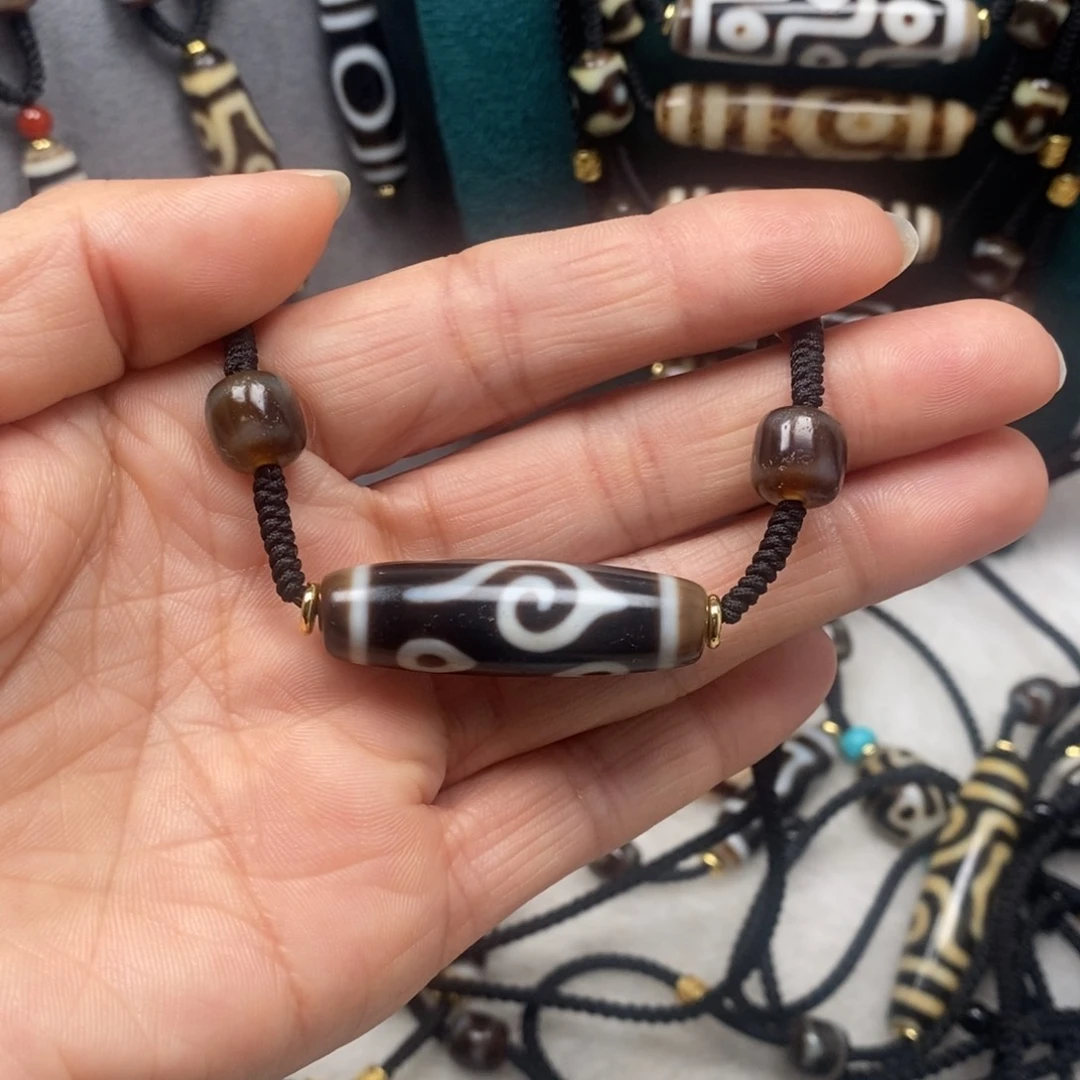 玛瑙/玉髓颈饰合金